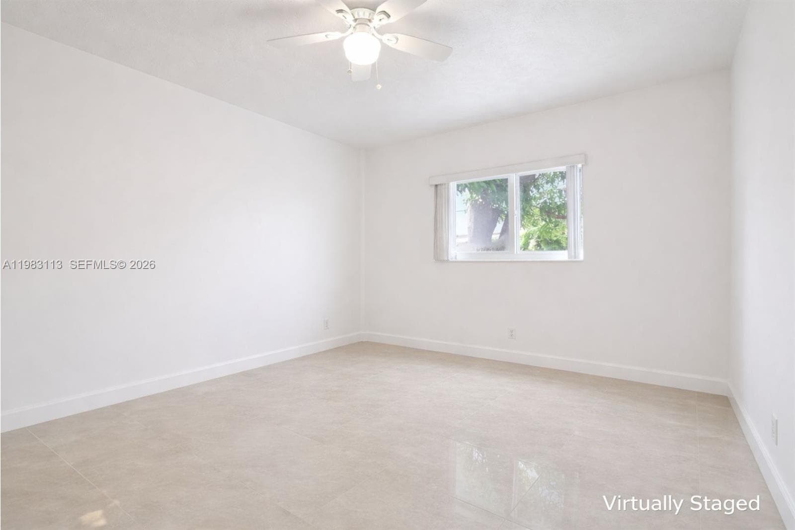 550 NE 173rd St, North Miami Beach FL 33162 — 18
