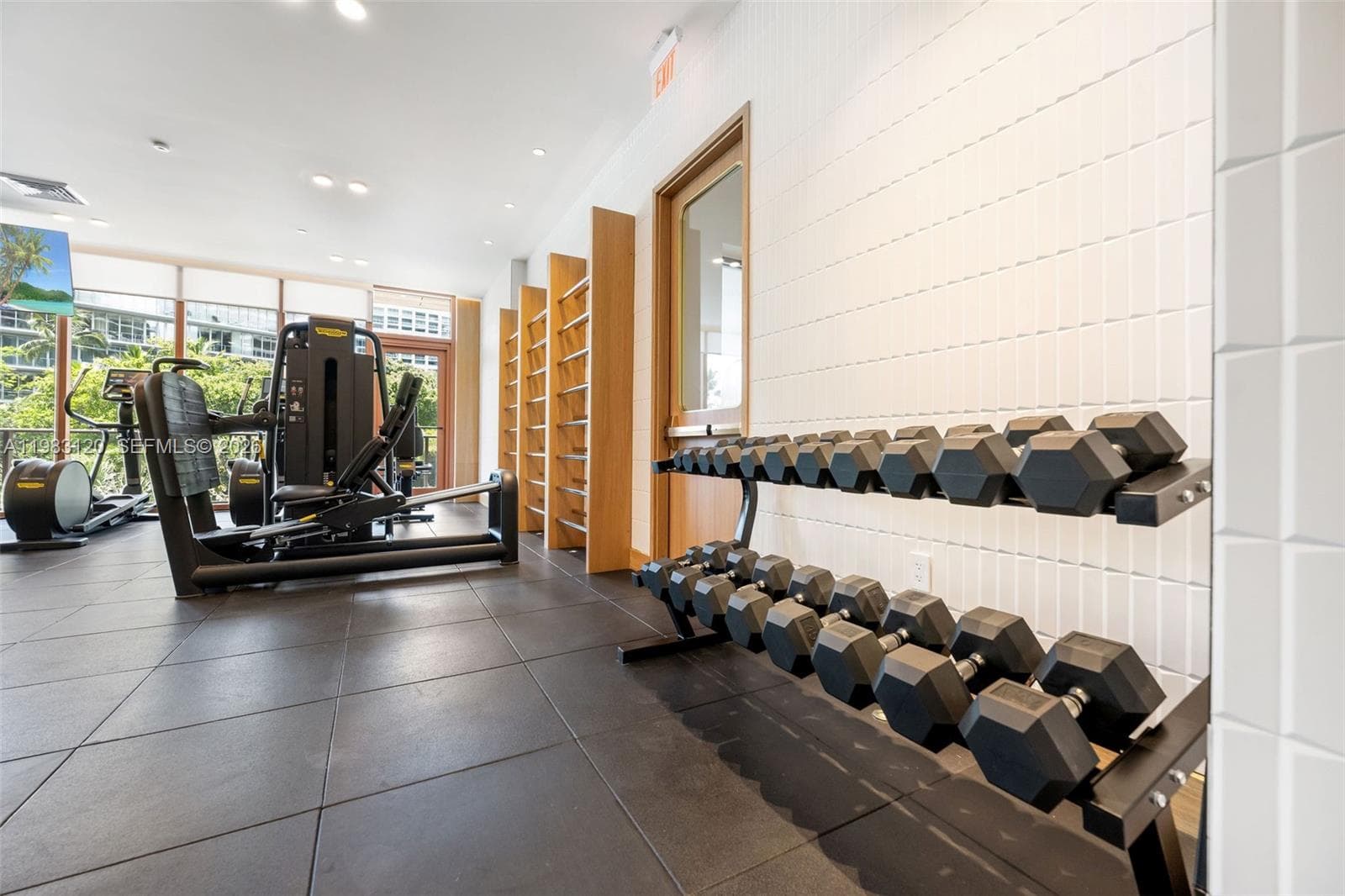 2678 Tigertail Ave # 1705, Miami FL 33133 — 73