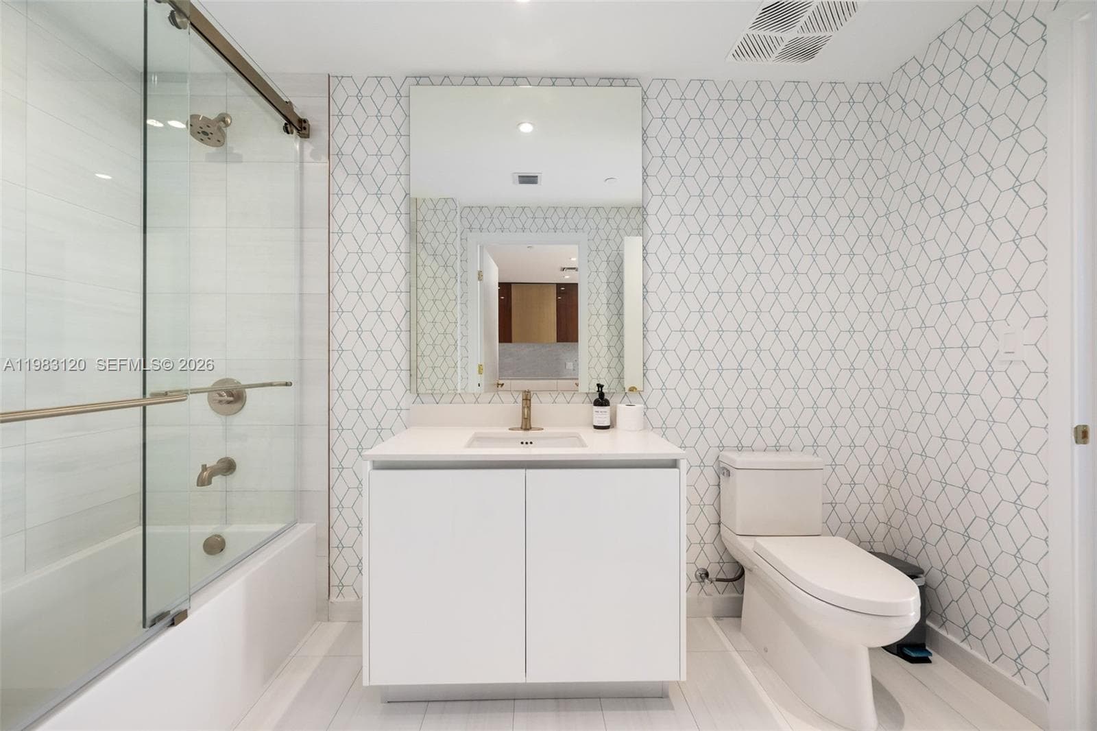 2678 Tigertail Ave # 1705, Miami FL 33133 — 30