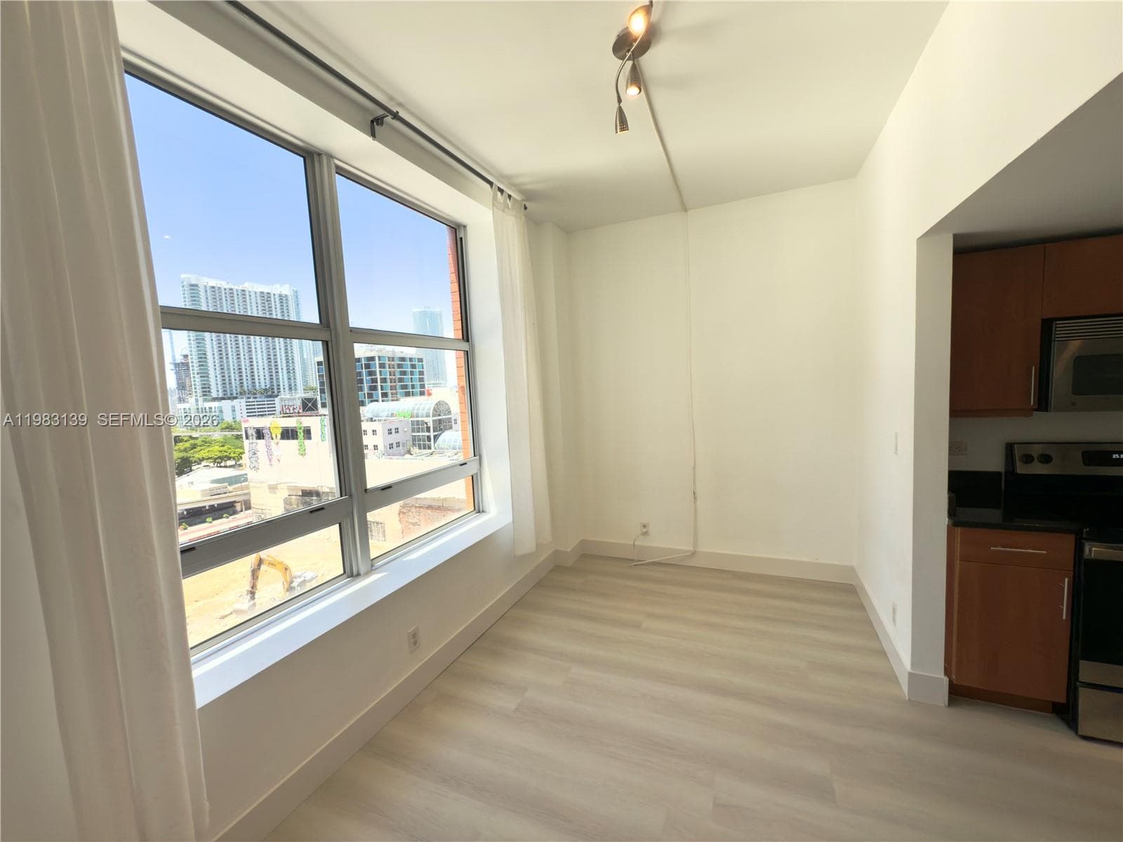 111 E Flagler St # 805, Miami FL 33131 — 8