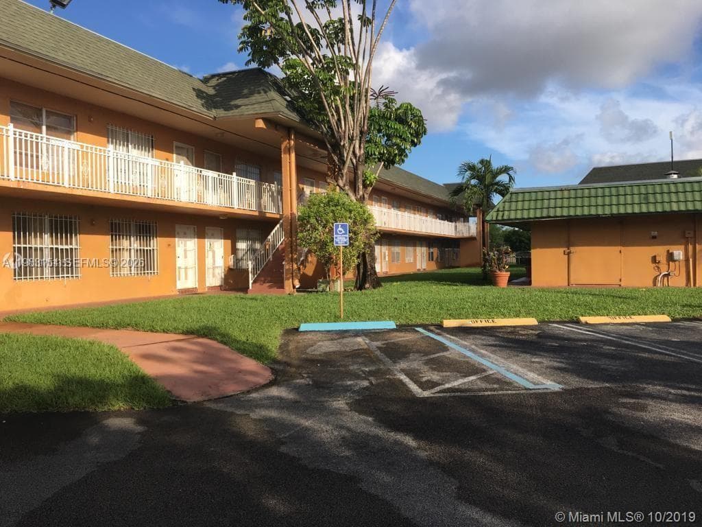 251 NW 177th St # 218, Miami Gardens FL 33169 — 12