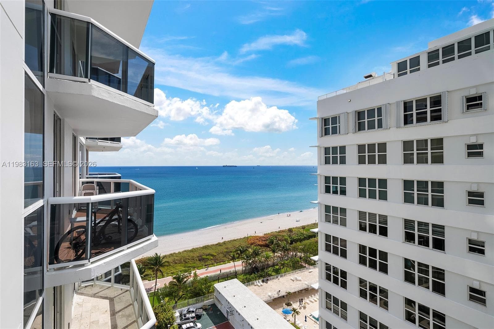 4775 Collins Ave # 1504, Miami Beach FL 33140 — 24