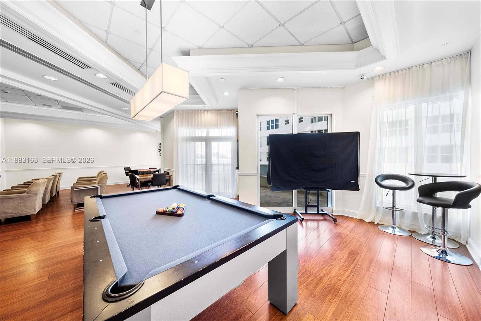 4775 Collins Ave # 1504, Miami Beach FL 33140 — 45