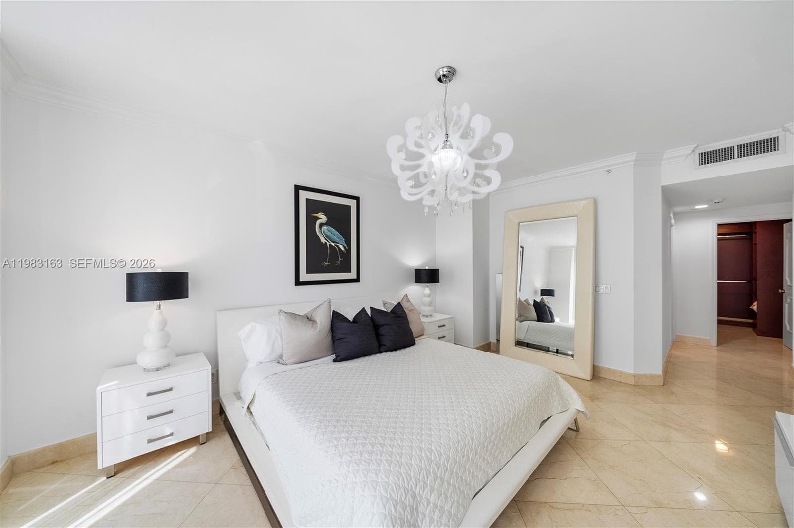 4775 Collins Ave # 1504, Miami Beach FL 33140 — 15