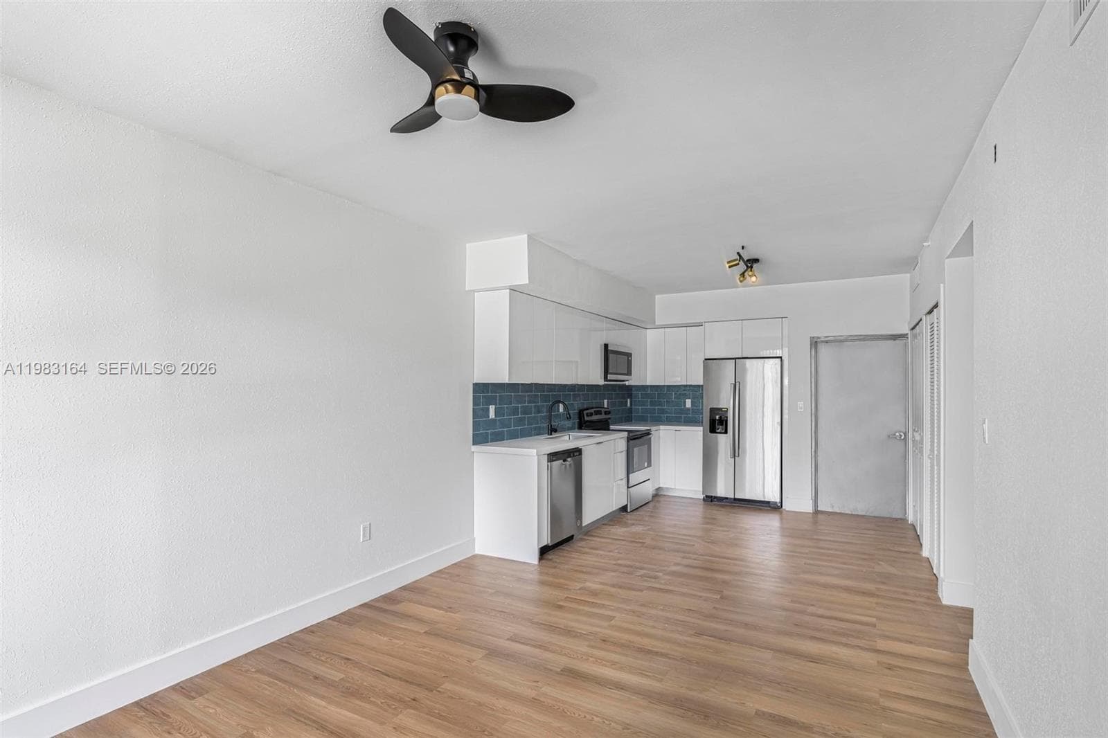 16955 SW 100th Ave, Miami FL 33157 — 15