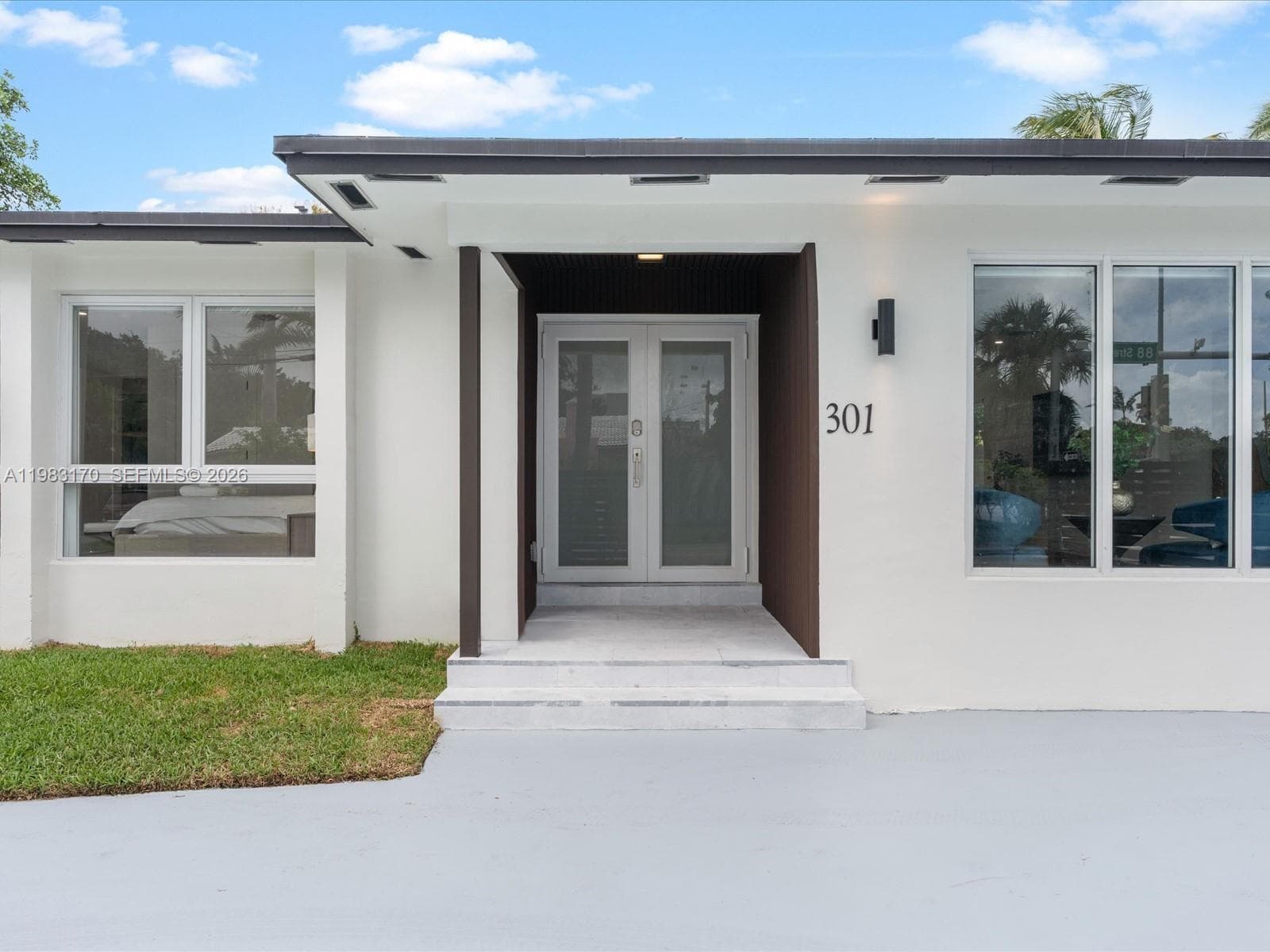 301 88th St, Surfside FL 33154 — 8