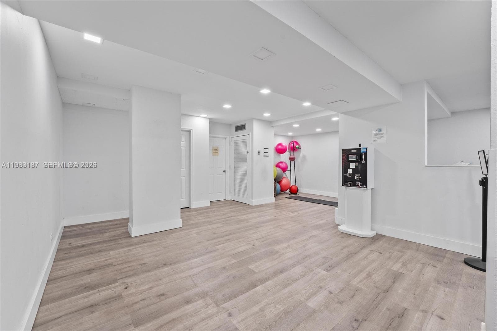 230 S 174th St # 2202, Sunny Isles Beach FL 33160 — 43