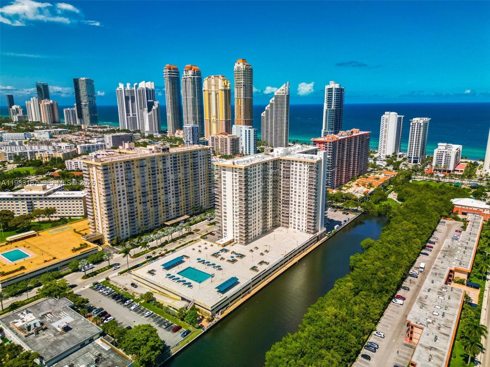 230 S 174th St # 2202, Sunny Isles Beach FL 33160 — 33