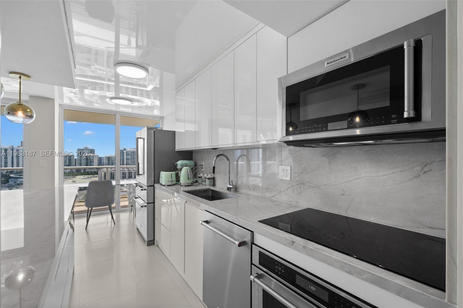 230 S 174th St # 2202, Sunny Isles Beach FL 33160 — 18