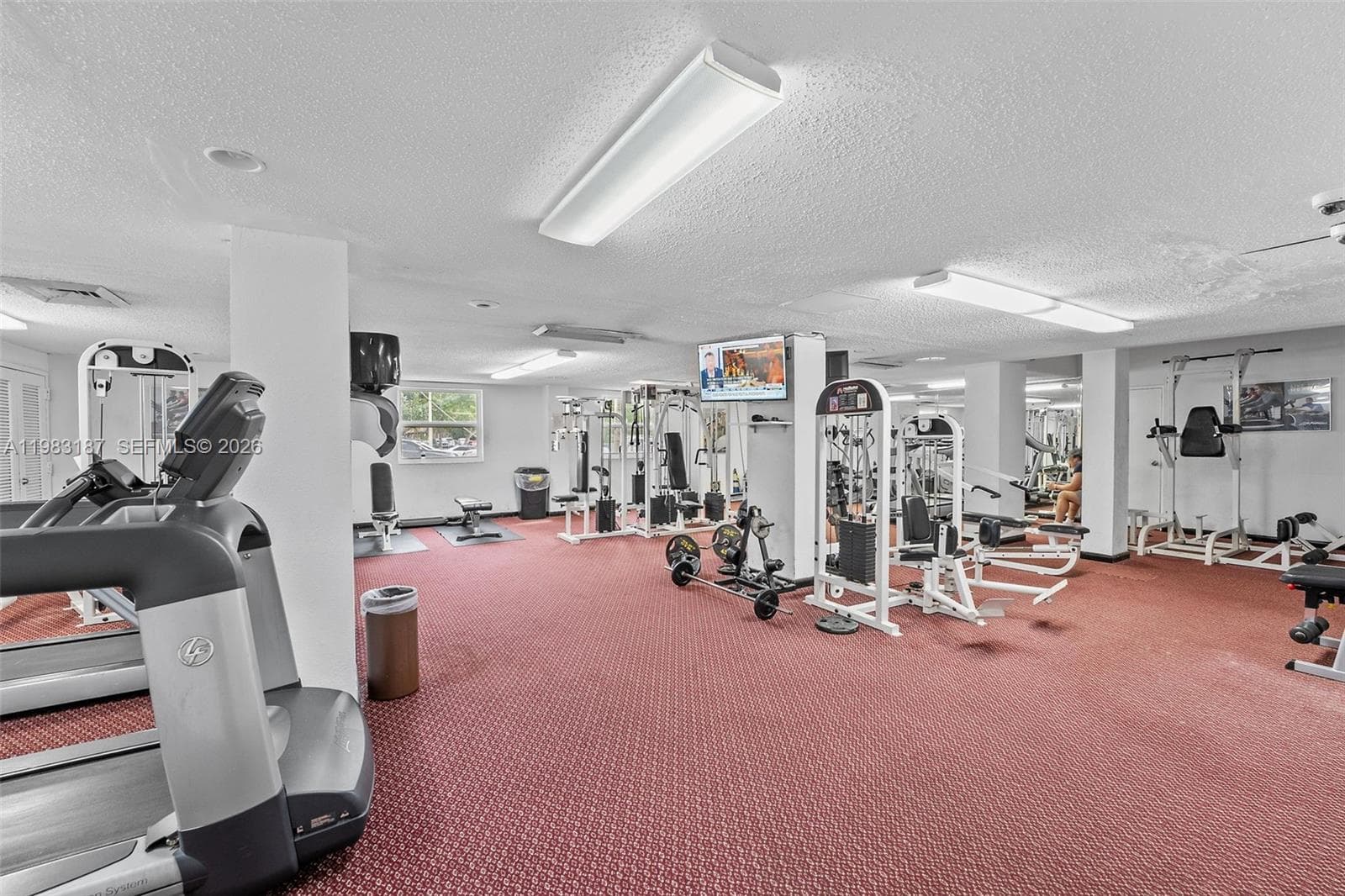230 S 174th St # 2202, Sunny Isles Beach FL 33160 — 40