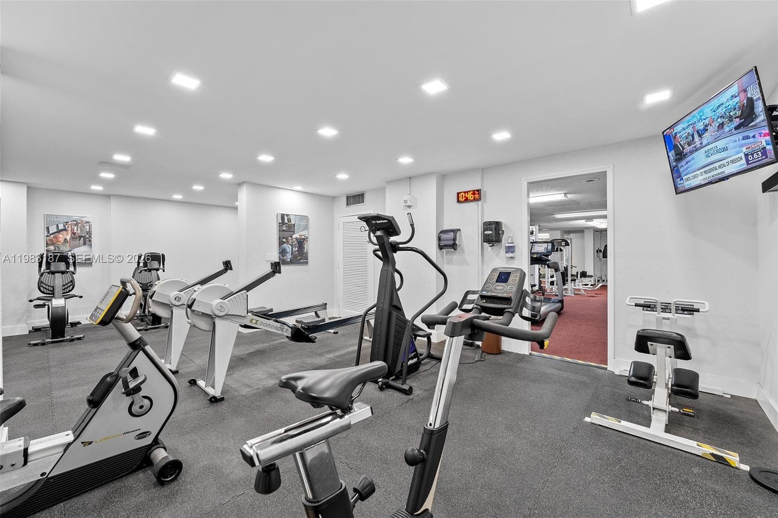 230 S 174th St # 2202, Sunny Isles Beach FL 33160 — 39