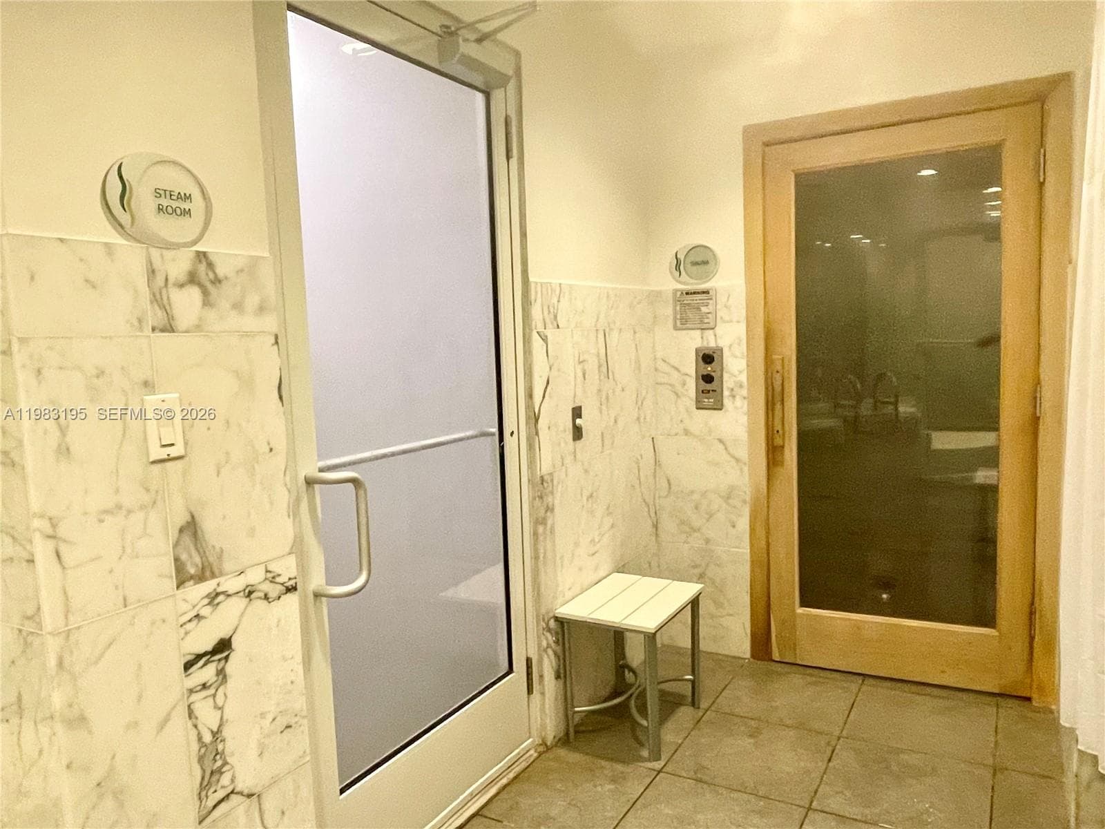 253 NE 2nd St # 2506, Miami FL 33132 — 56