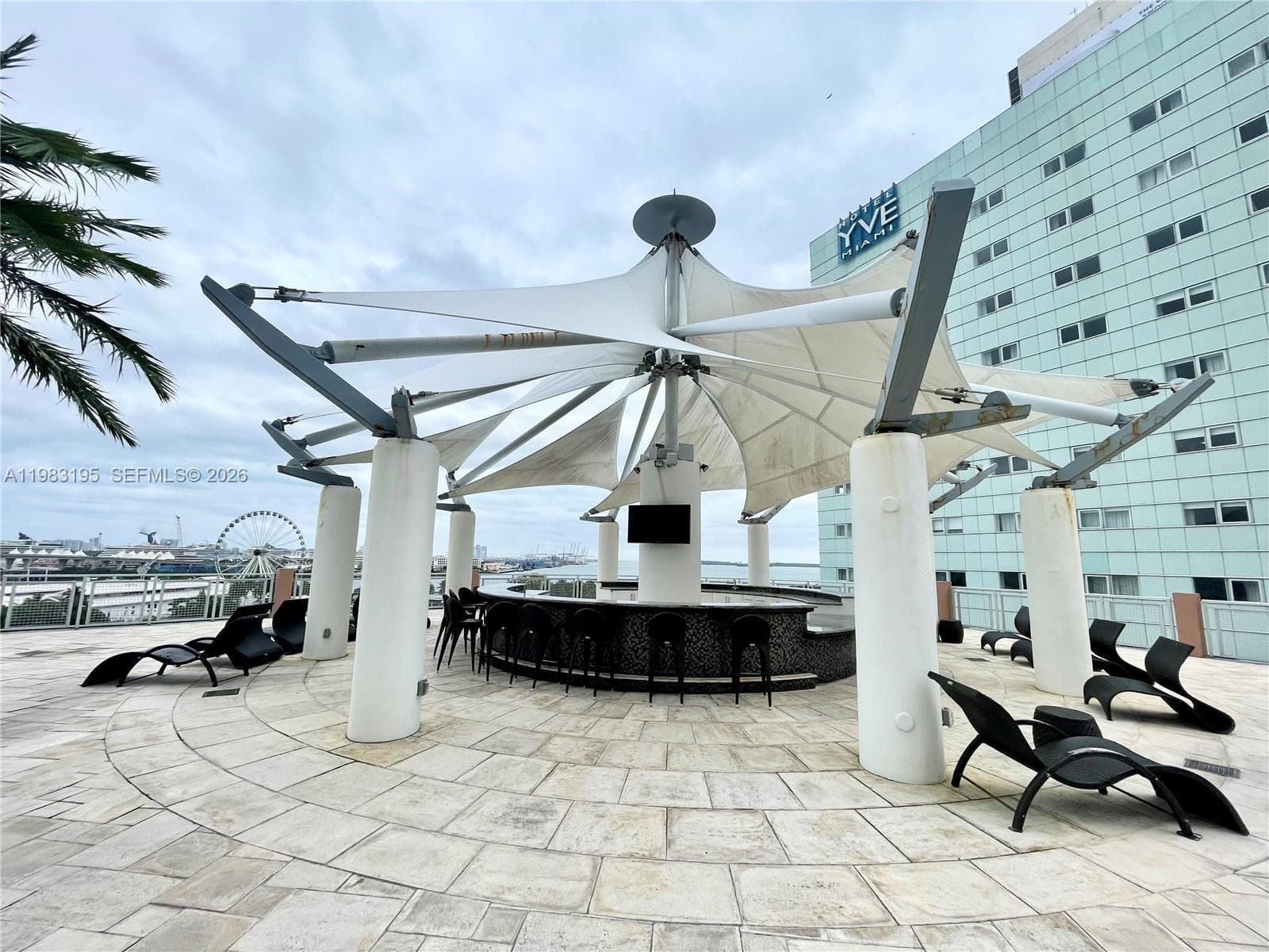 253 NE 2nd St # 2506, Miami FL 33132 — 45