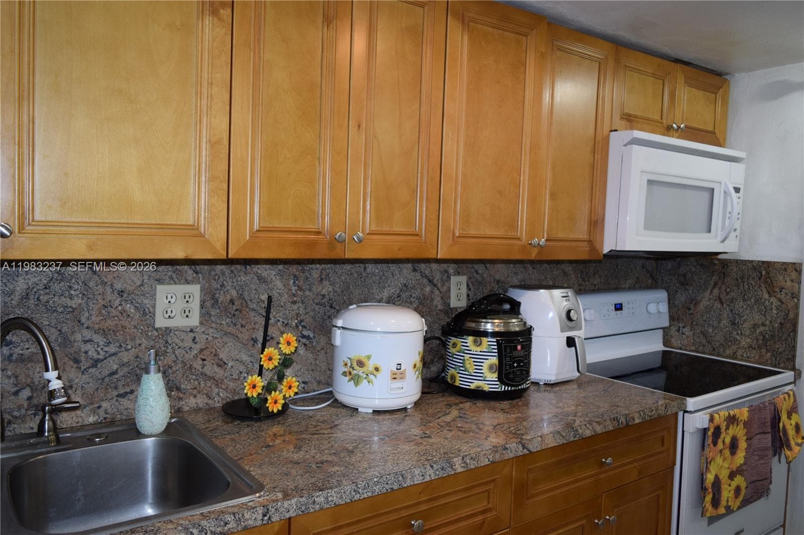 1335 W 68th St # 106, Hialeah FL 33014 — 8