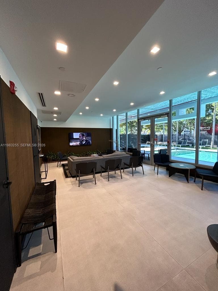 13800 Highland Dr # 402, North Miami Beach FL 33181 — 38