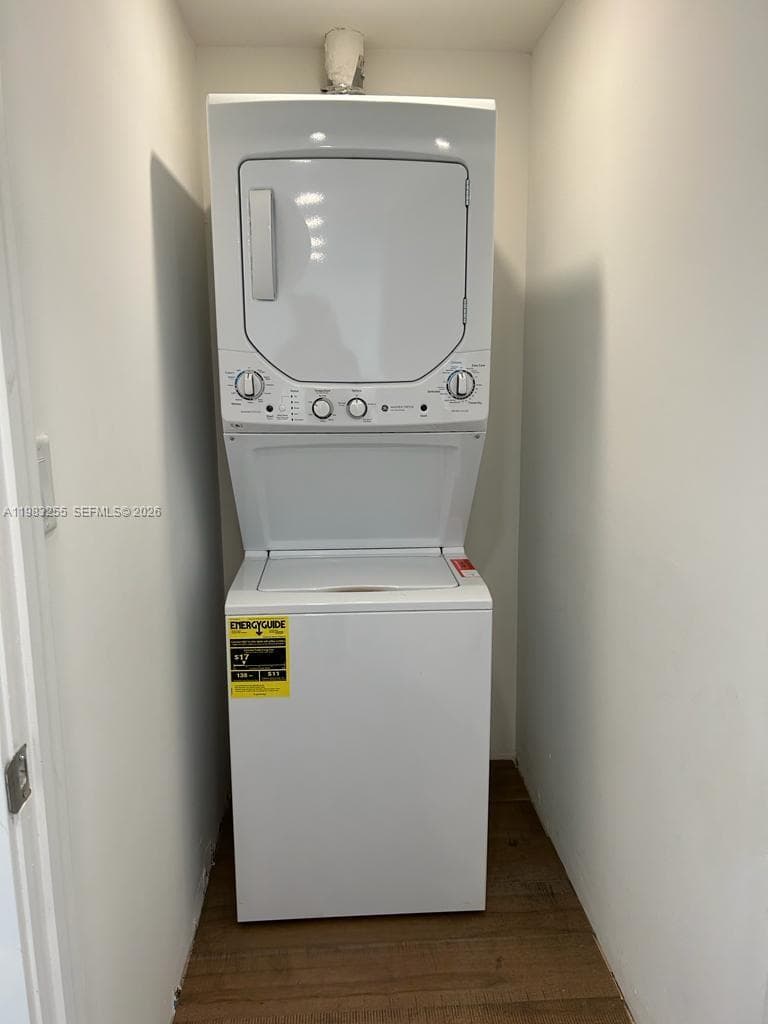 13800 Highland Dr # 402, North Miami Beach FL 33181 — 33