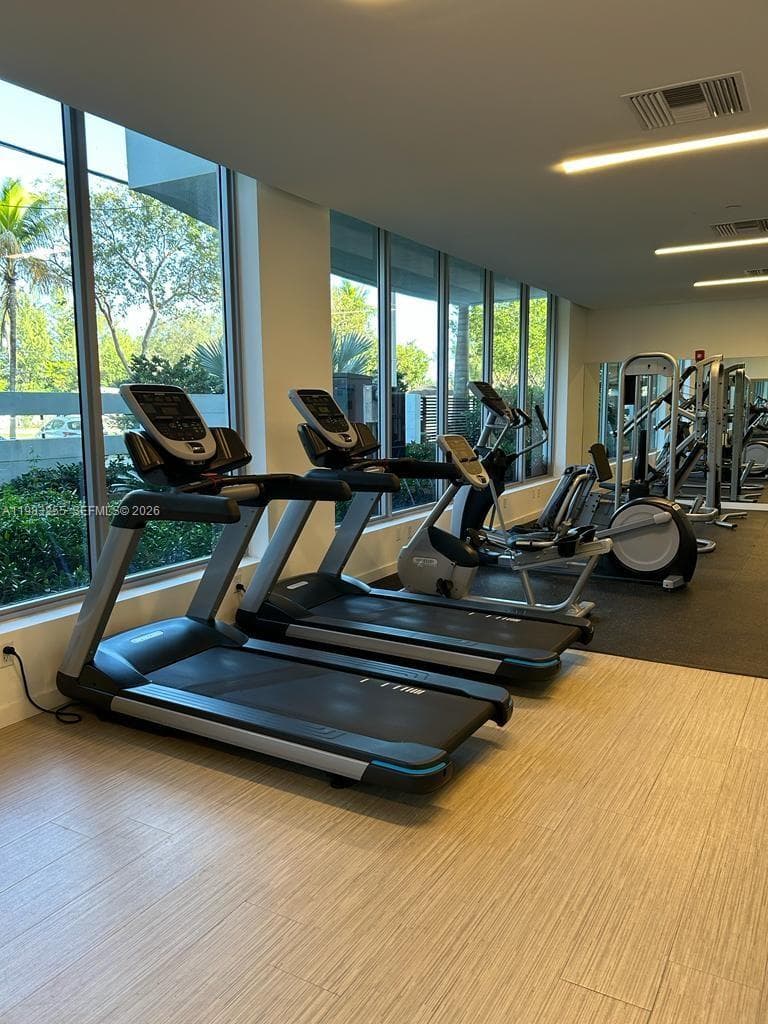 13800 Highland Dr # 402, North Miami Beach FL 33181 — 37