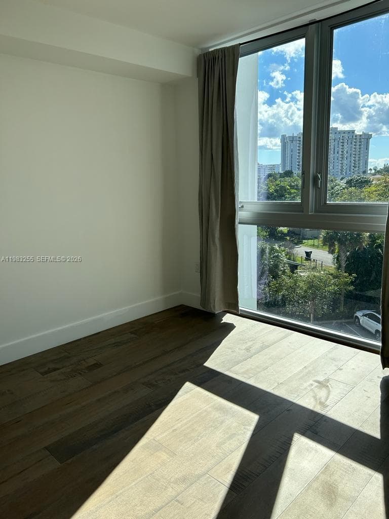 13800 Highland Dr # 402, North Miami Beach FL 33181 — 29
