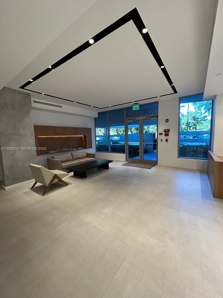 13800 Highland Dr # 402, North Miami Beach FL 33181 — 4