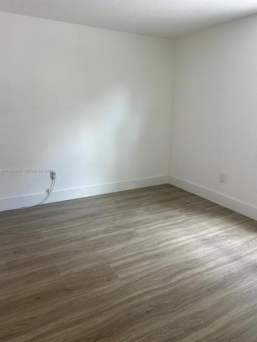 2908 NW 14 ct # 1, Miami FL 33142 — 10