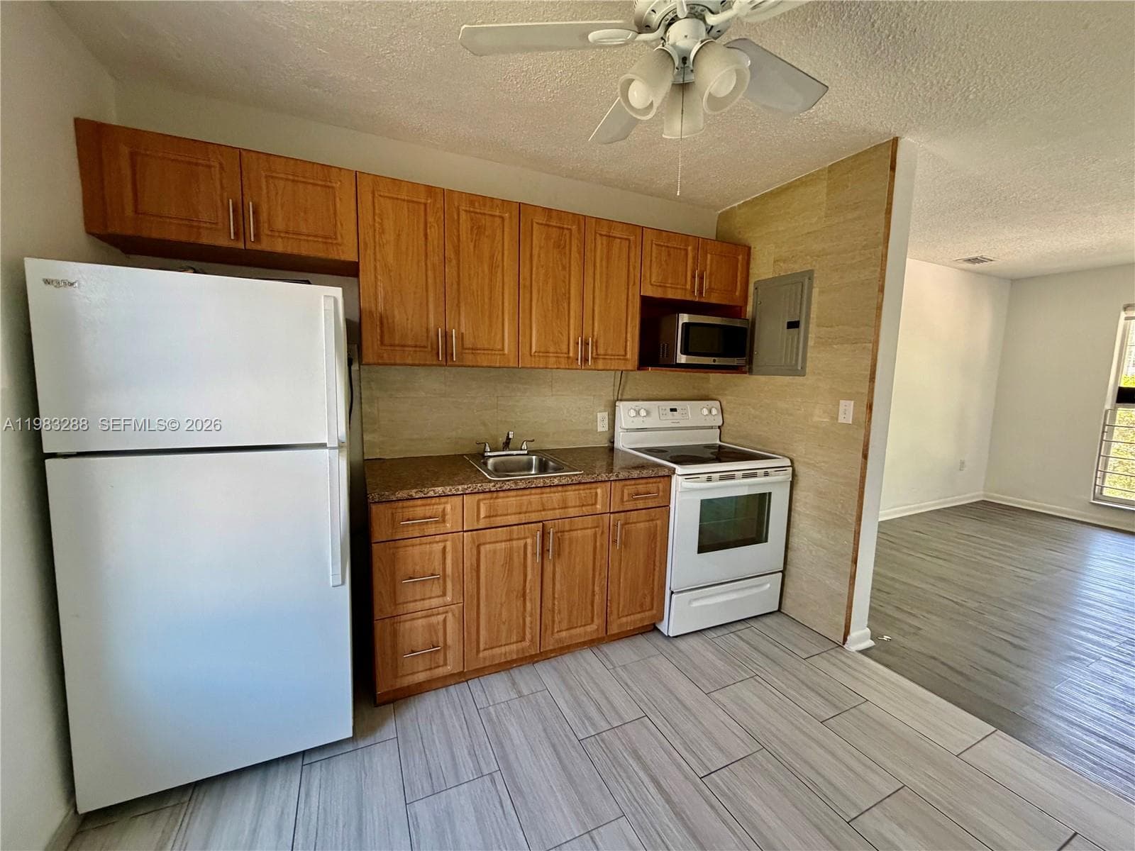1305 NW 4th St # 3, Miami FL 33125 — 10
