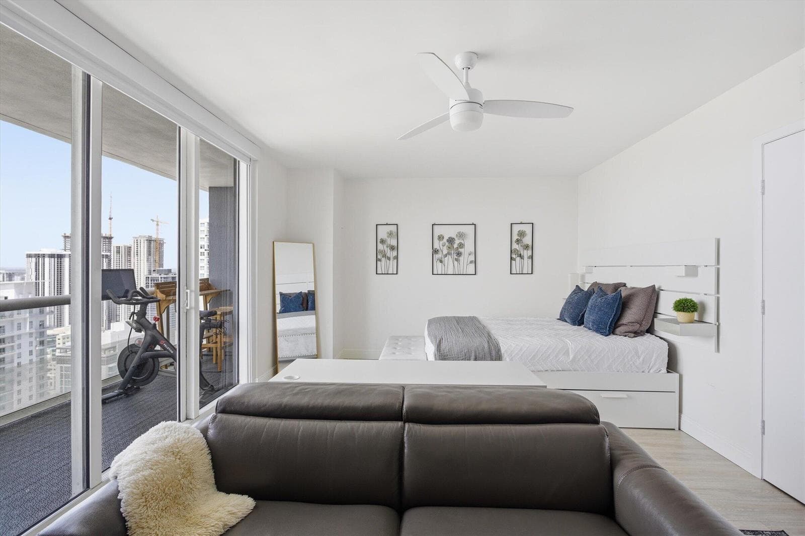 50 Biscayne Boulevard # 4603, Miami FL 33132 — 5