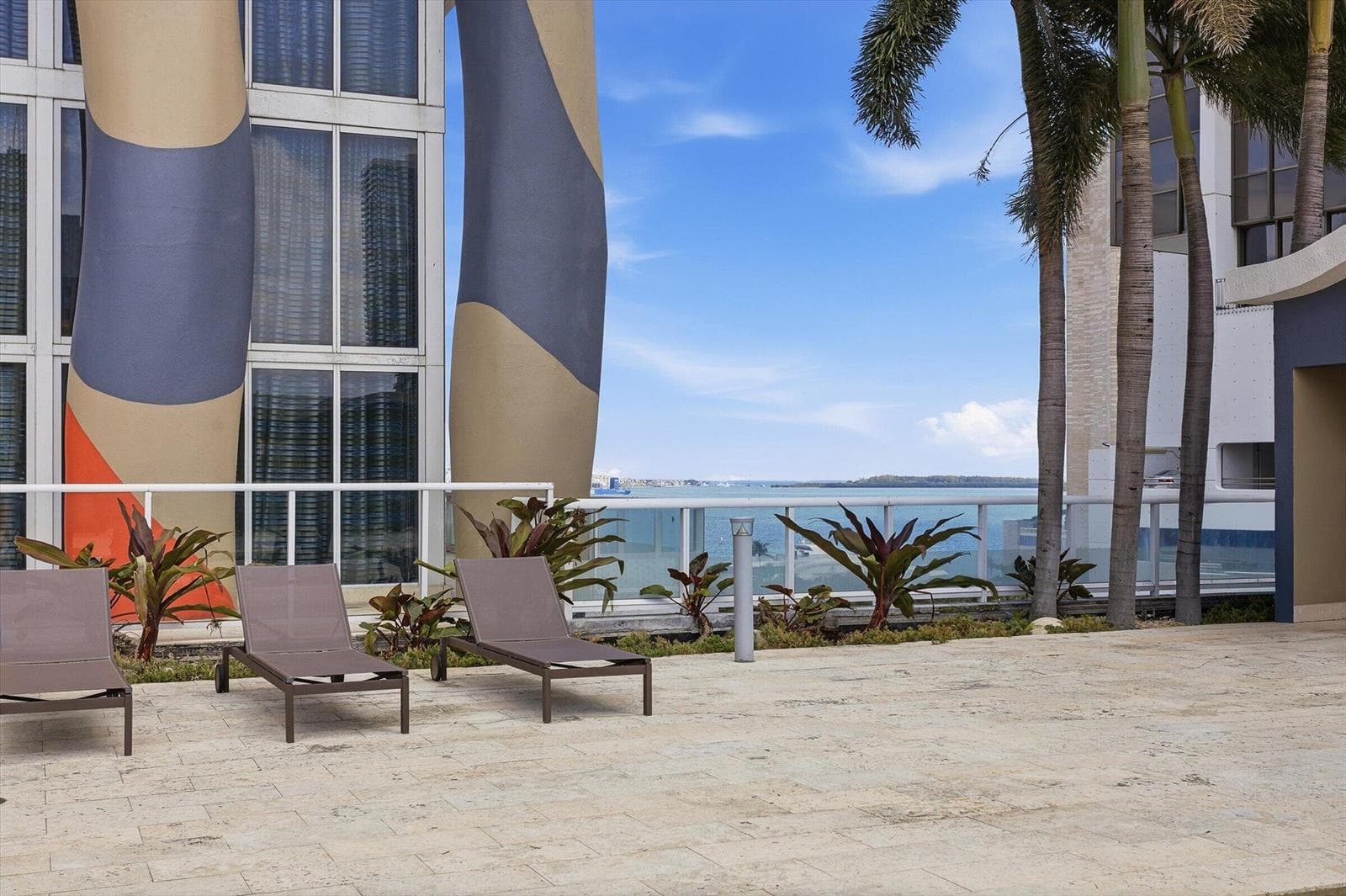 50 Biscayne Boulevard # 4603, Miami FL 33132 — 25