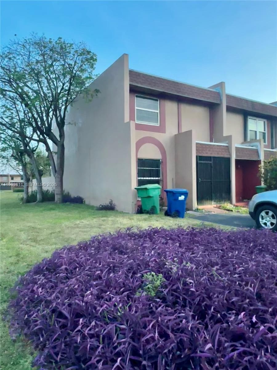 2754 NW 196th St, Miami Gardens FL 33056 — 1
