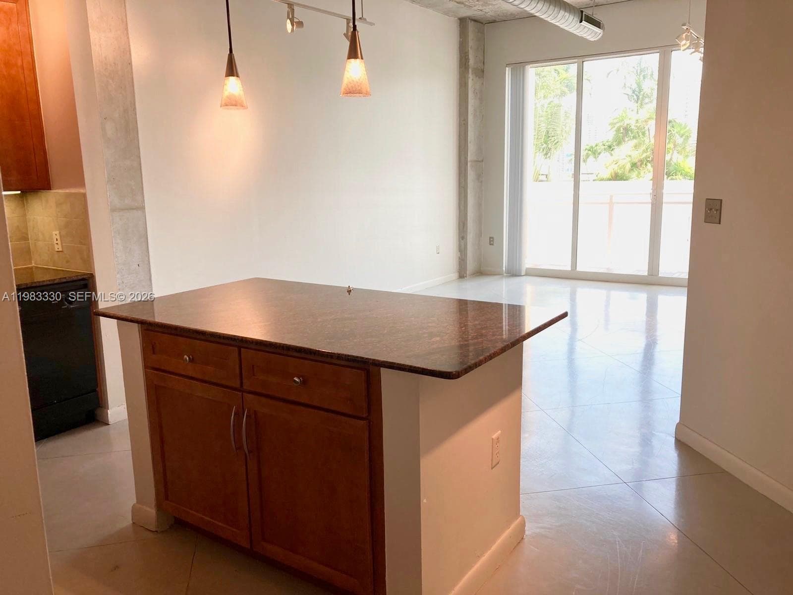 2001 Biscayne Blvd # 2608, Miami FL 33137 — 1