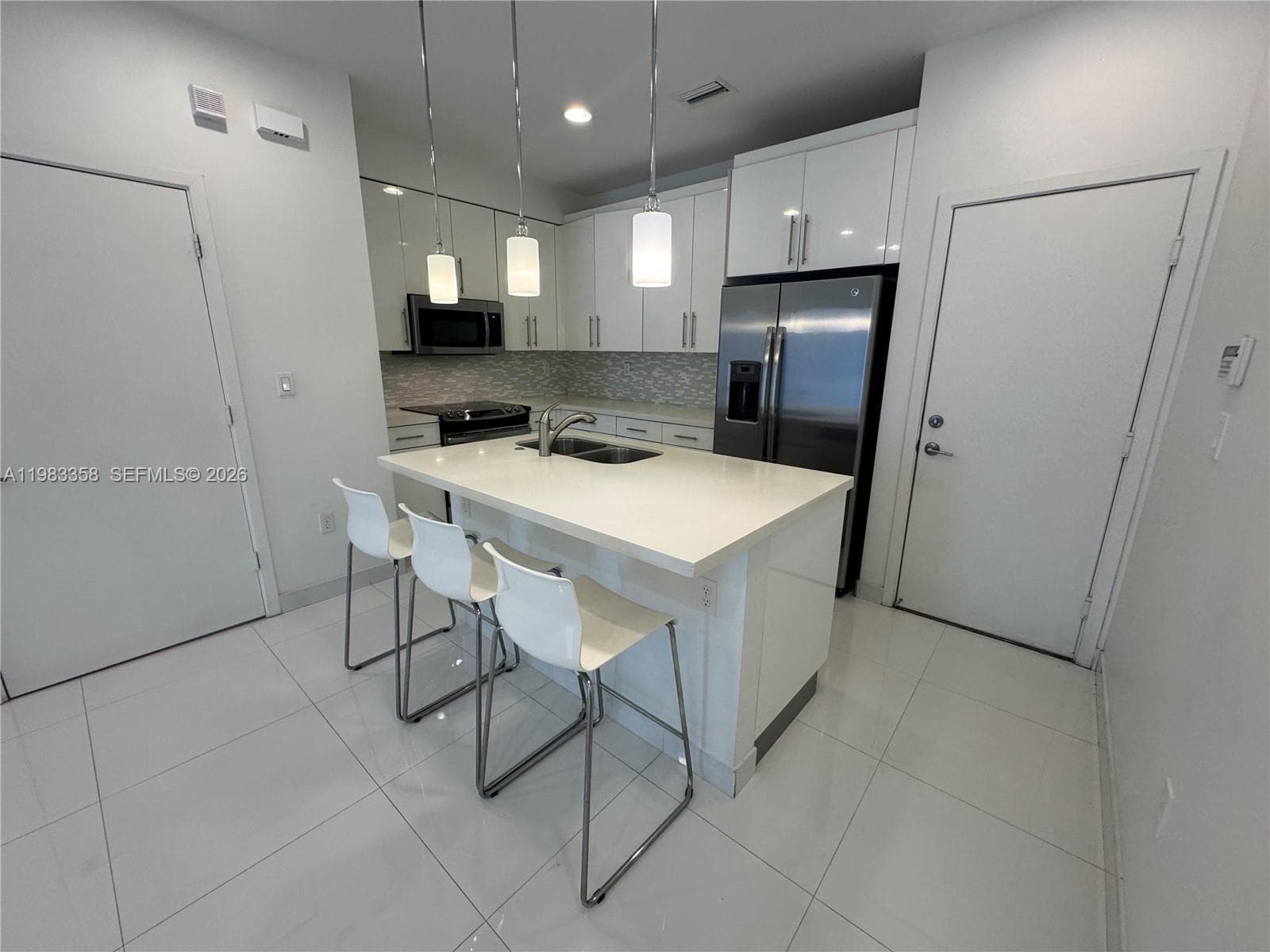2630 NE 213 St # 105, Miami FL 33180 — 3