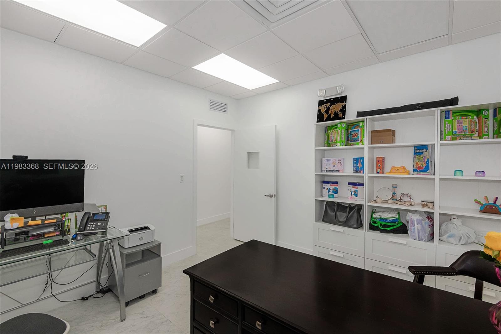 1992 E 4th Ave, Hialeah FL 33010 — 17