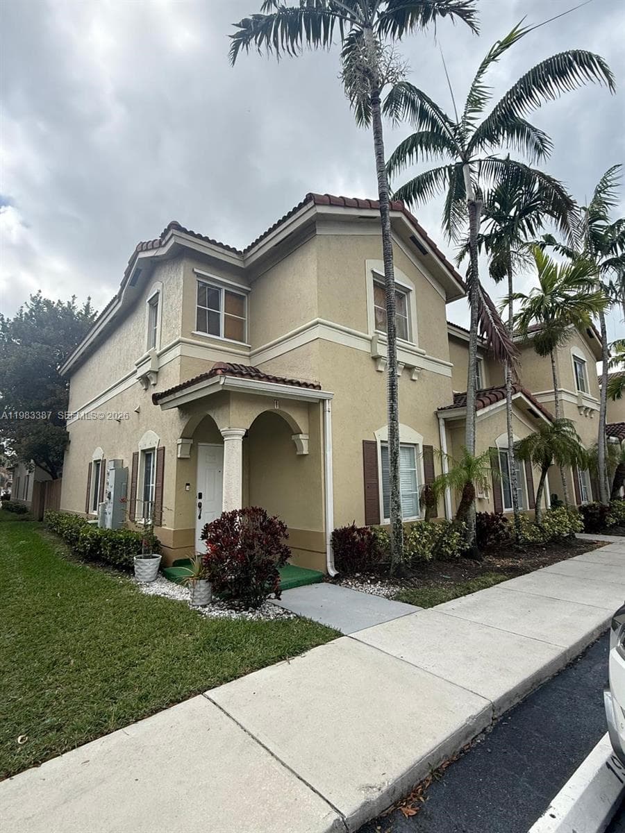 10776 NW 83rd Ter # 19, Doral FL 33178 — 1
