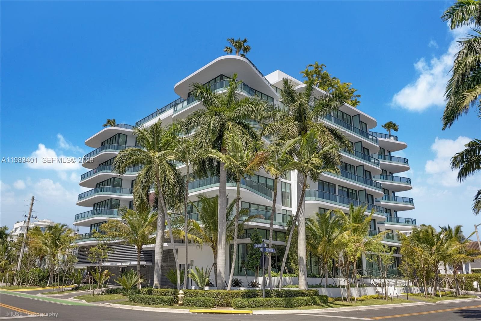 9901 W Bay Harbor Drive # 506, Miami FL 33154 — 1