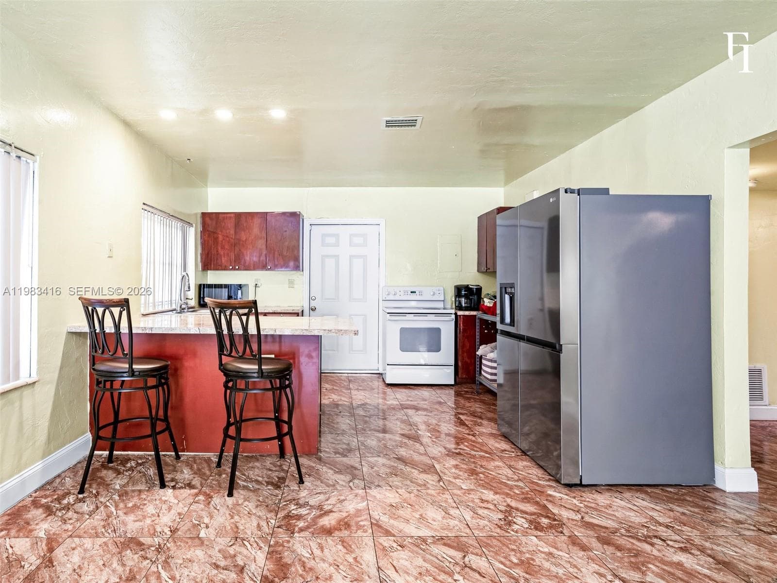 1195 NW 48th St, Miami FL 33127 — 7