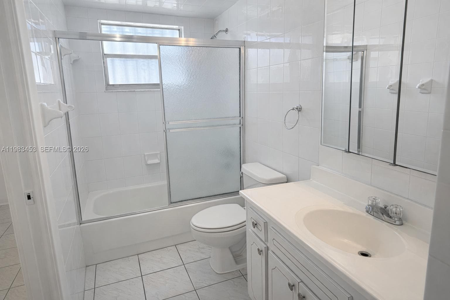 1630 W 46th St # 514B, Hialeah FL 33012 — 12