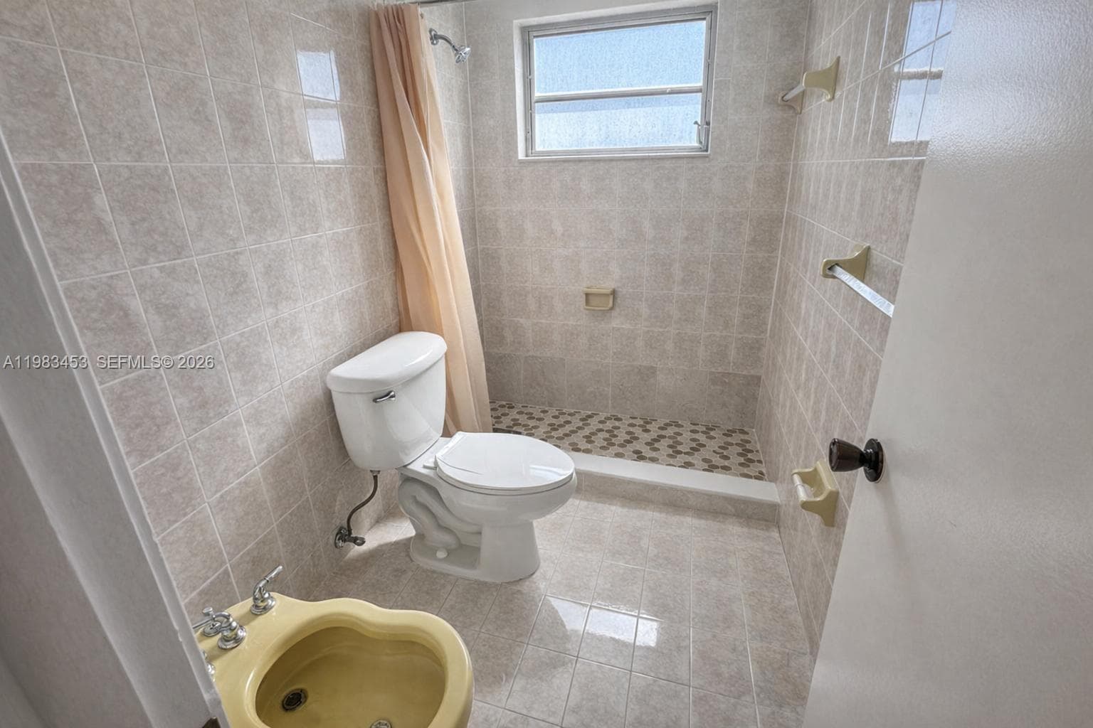 1630 W 46th St # 514B, Hialeah FL 33012 — 11