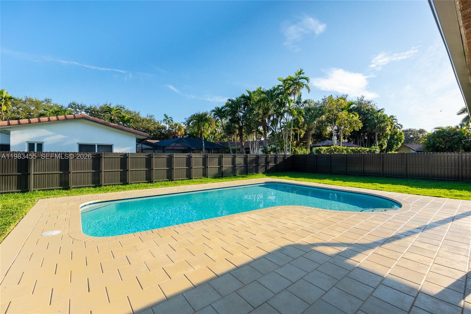 14515 Mahogany Ct, Miami Lakes FL 33014 — 27