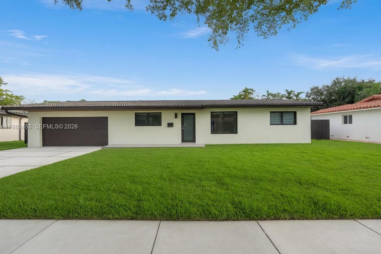 14515 Mahogany Ct, Miami Lakes FL 33014 — 2