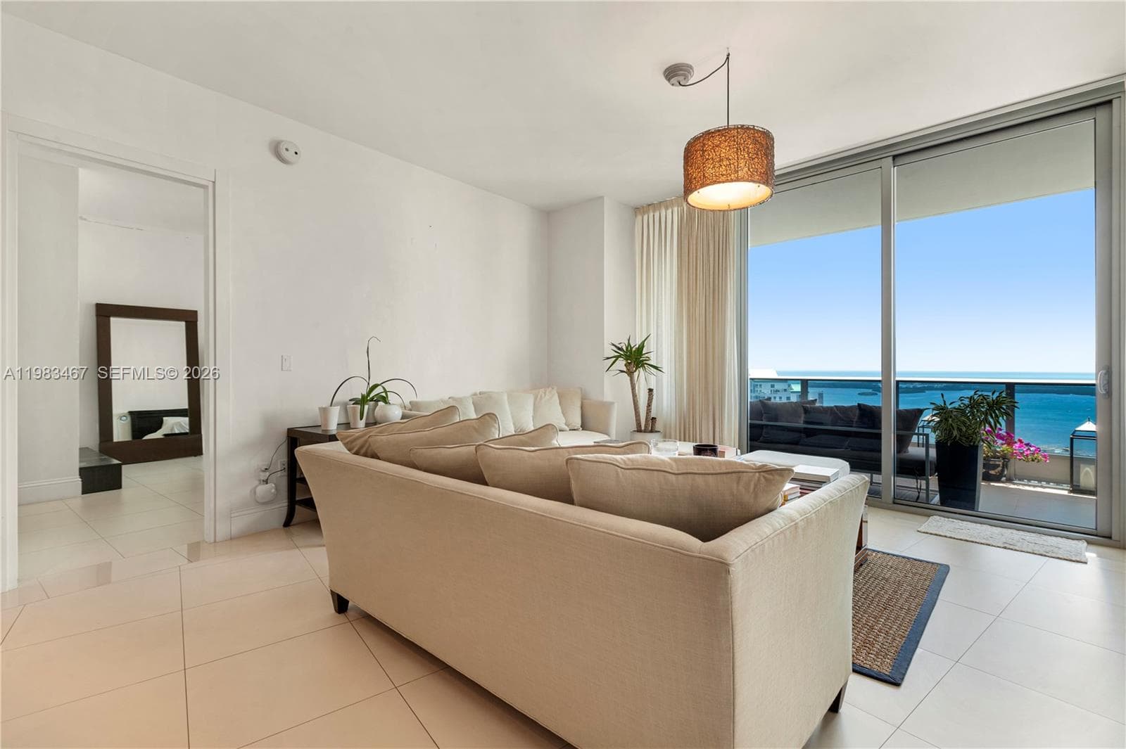 200 Biscayne Boulevard Way # 4907, Miami FL 33131 — 2