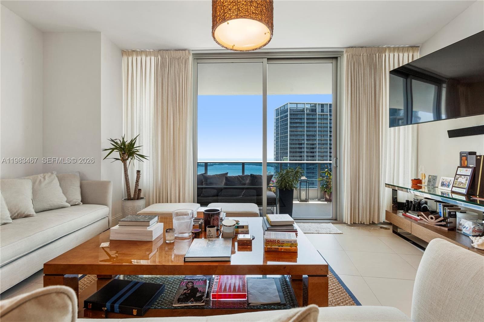 200 Biscayne Boulevard Way # 4907, Miami FL 33131 — 7