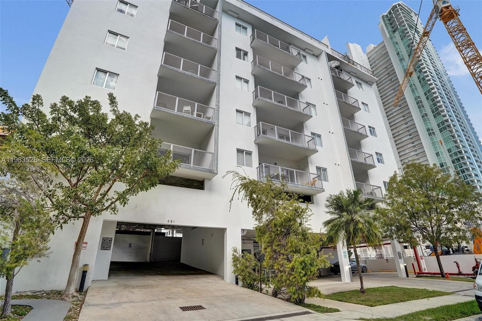 481 NE 29th St # 702, Miami FL 33137 — 27