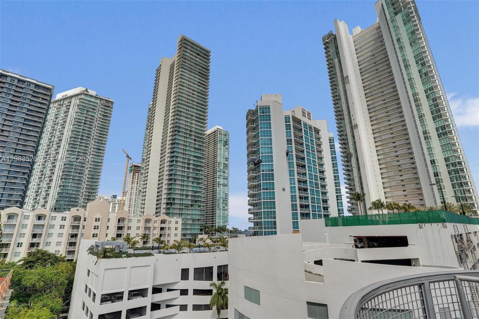 481 NE 29th St # 702, Miami FL 33137 — 24