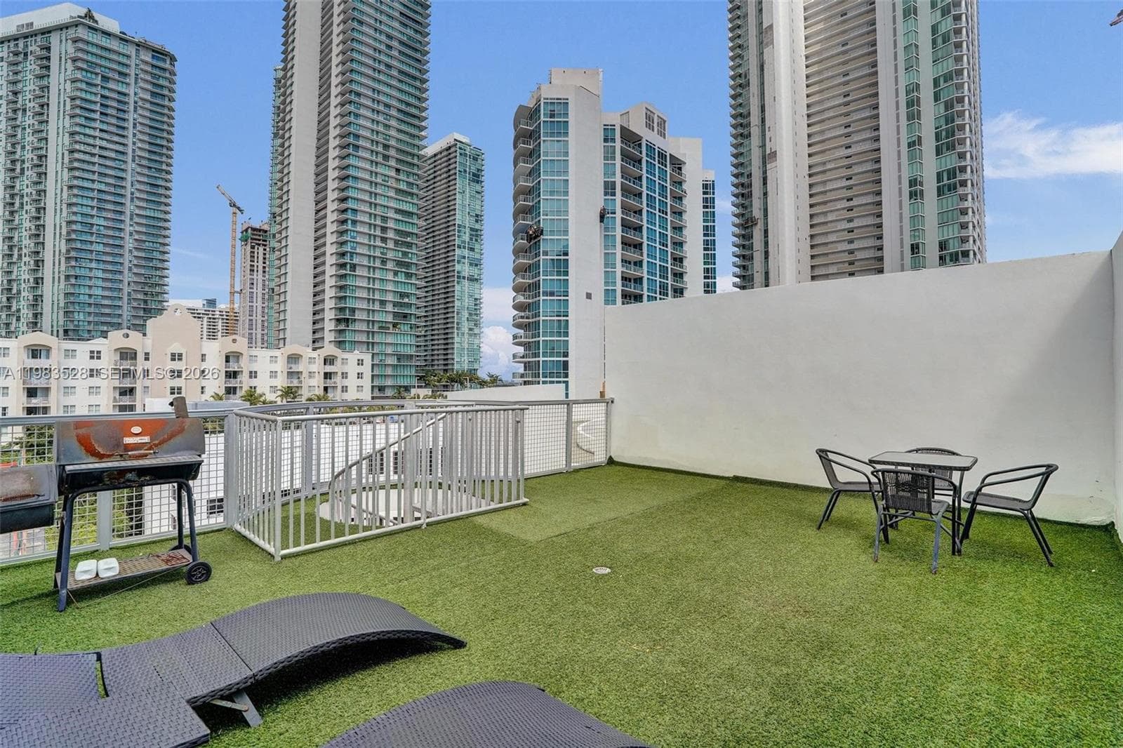 481 NE 29th St # 702, Miami FL 33137 — 29
