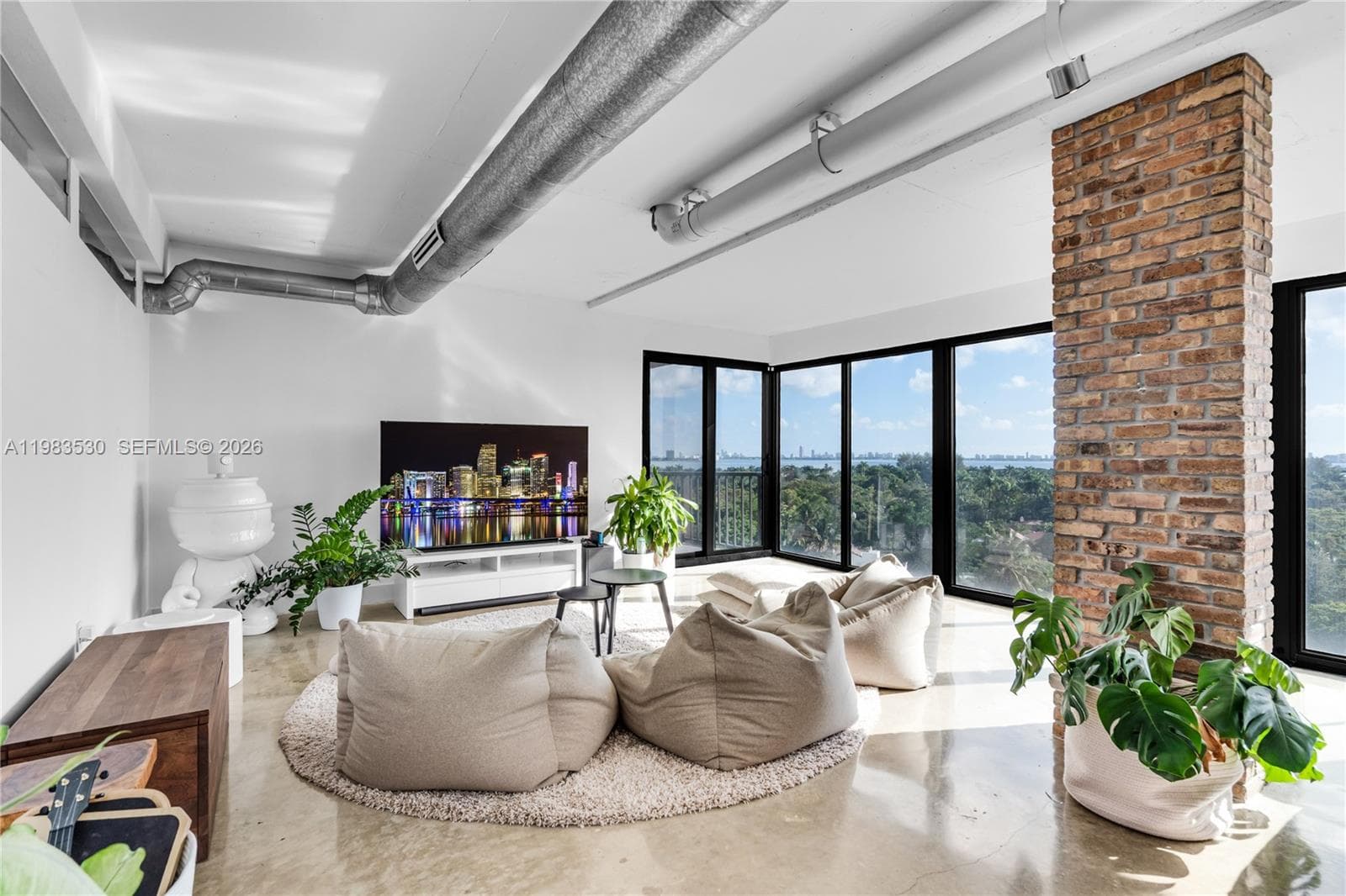 5701 Biscayne Blvd # 9, Miami FL 33137 — 7