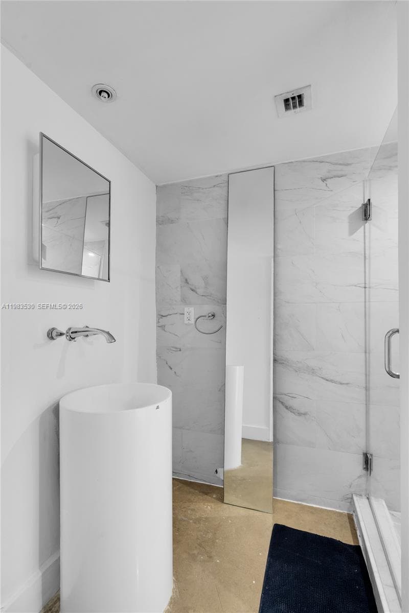 5701 Biscayne Blvd # 9, Miami FL 33137 — 34