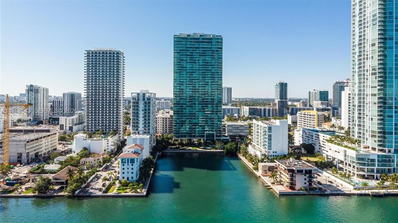 460 NE 28th St # 1407, Miami FL 33137 — 42