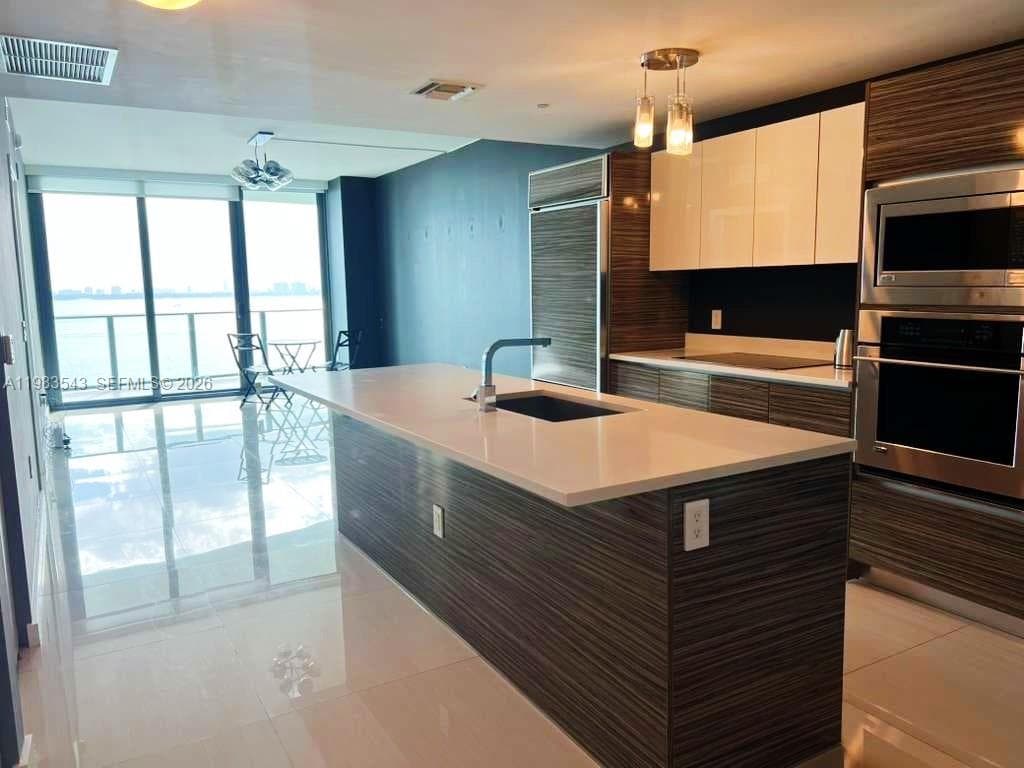 460 NE 28th St # 1407, Miami FL 33137 — 20