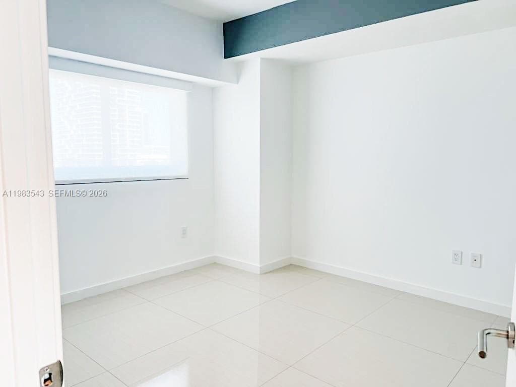 460 NE 28th St # 1407, Miami FL 33137 — 33