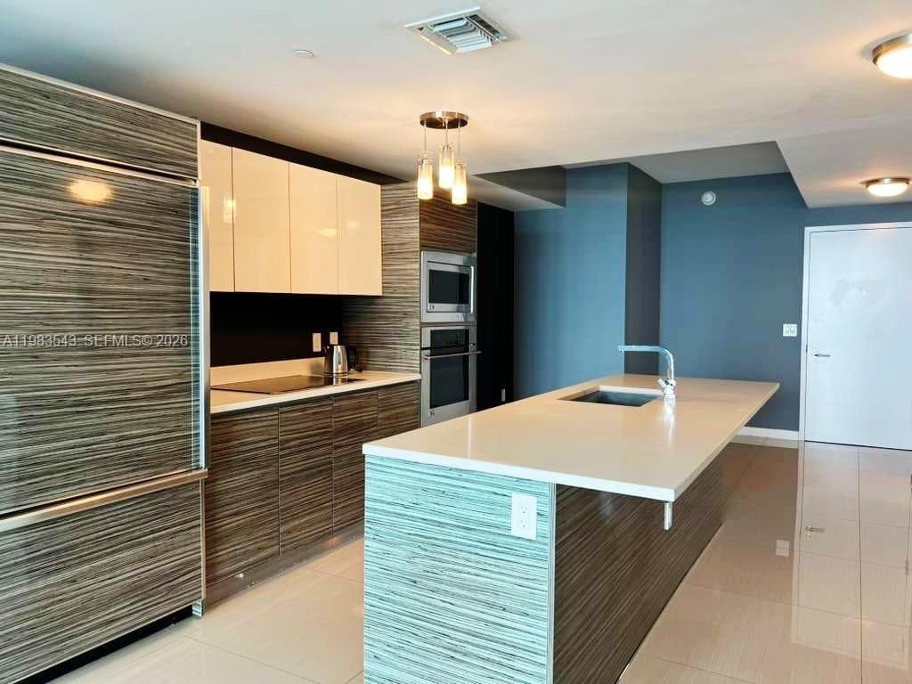 460 NE 28th St # 1407, Miami FL 33137 — 18