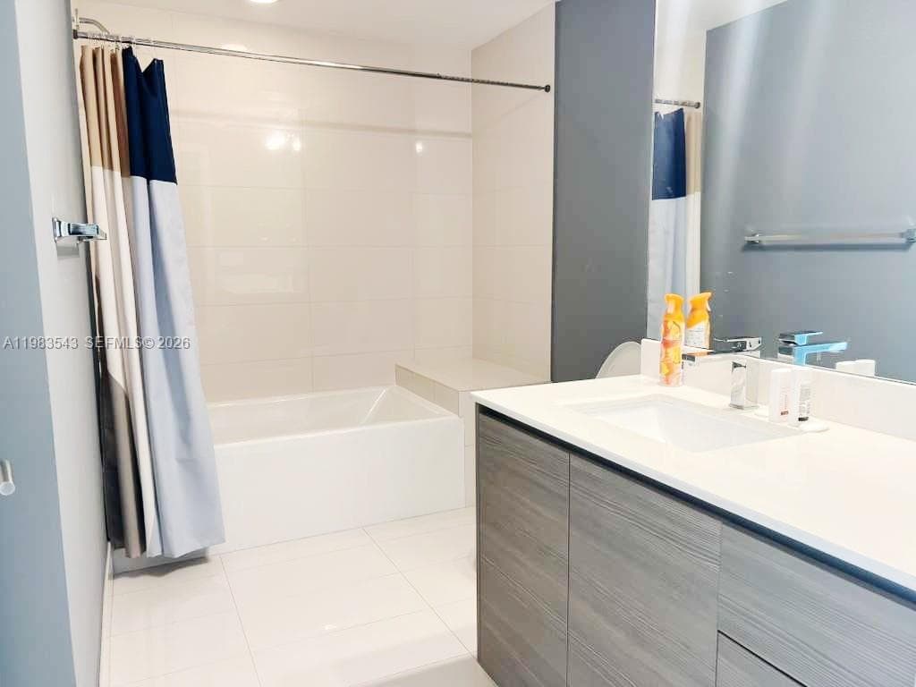 460 NE 28th St # 1407, Miami FL 33137 — 31